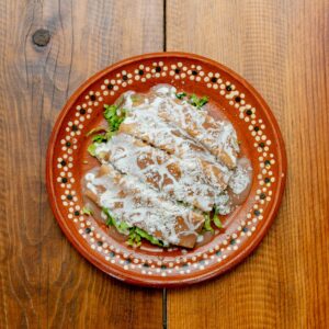 Antojitos Mexicanos Vicky Enfrijoladas